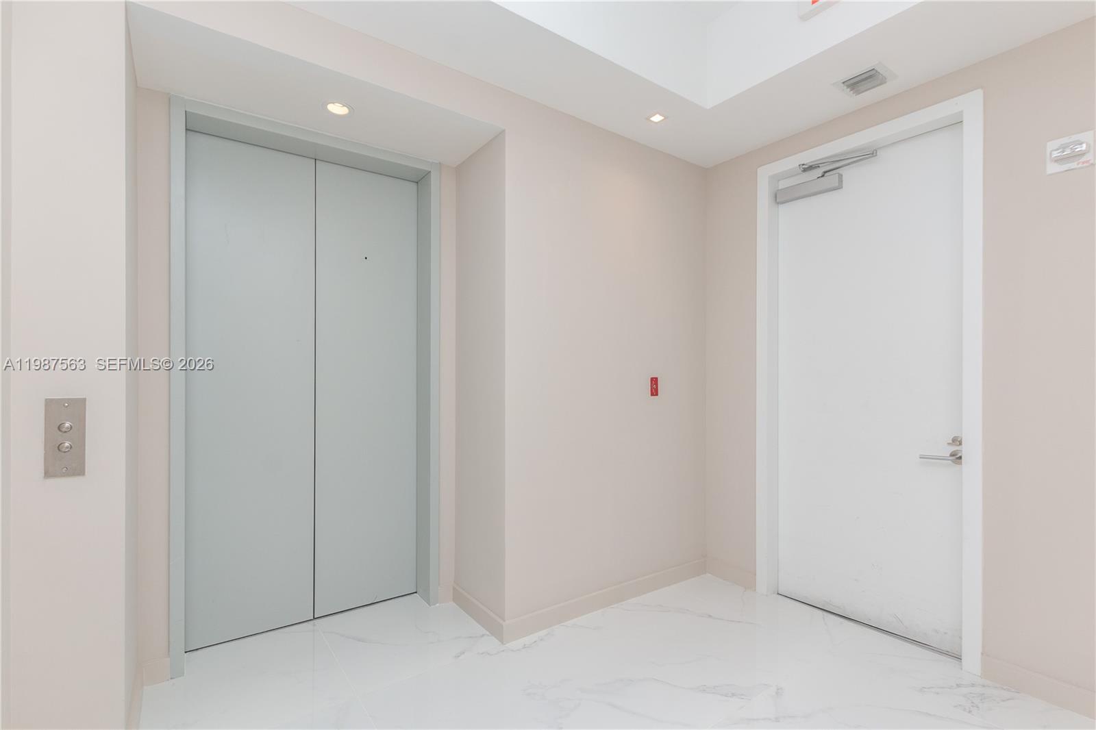 PARAMOUNT MIAMI WORLDCENT - Residential