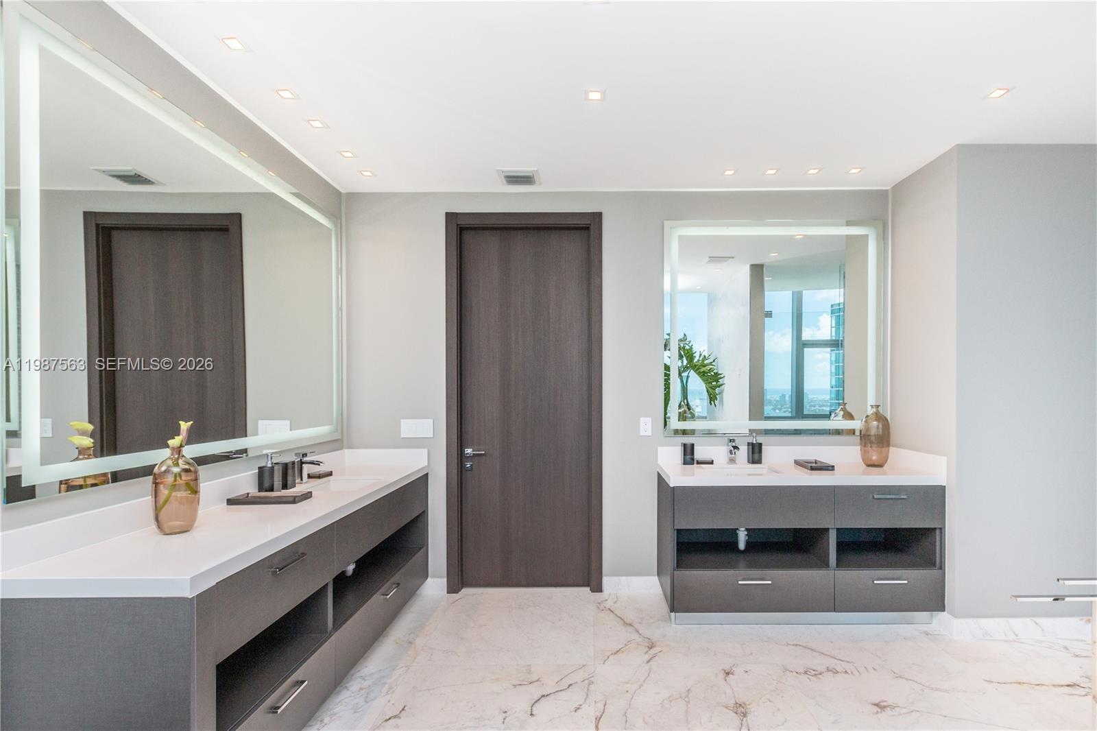 PARAMOUNT MIAMI WORLDCENT - Residential