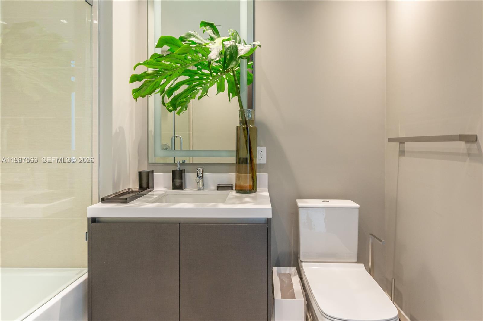 PARAMOUNT MIAMI WORLDCENT - Residential