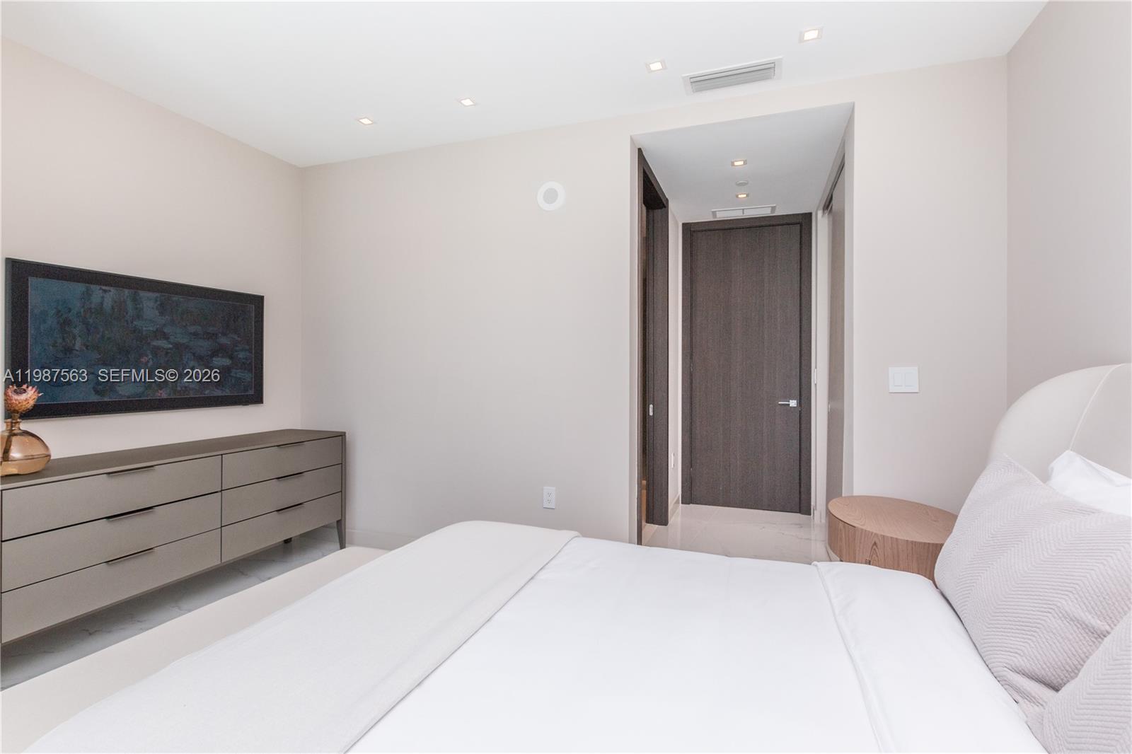 PARAMOUNT MIAMI WORLDCENT - Residential