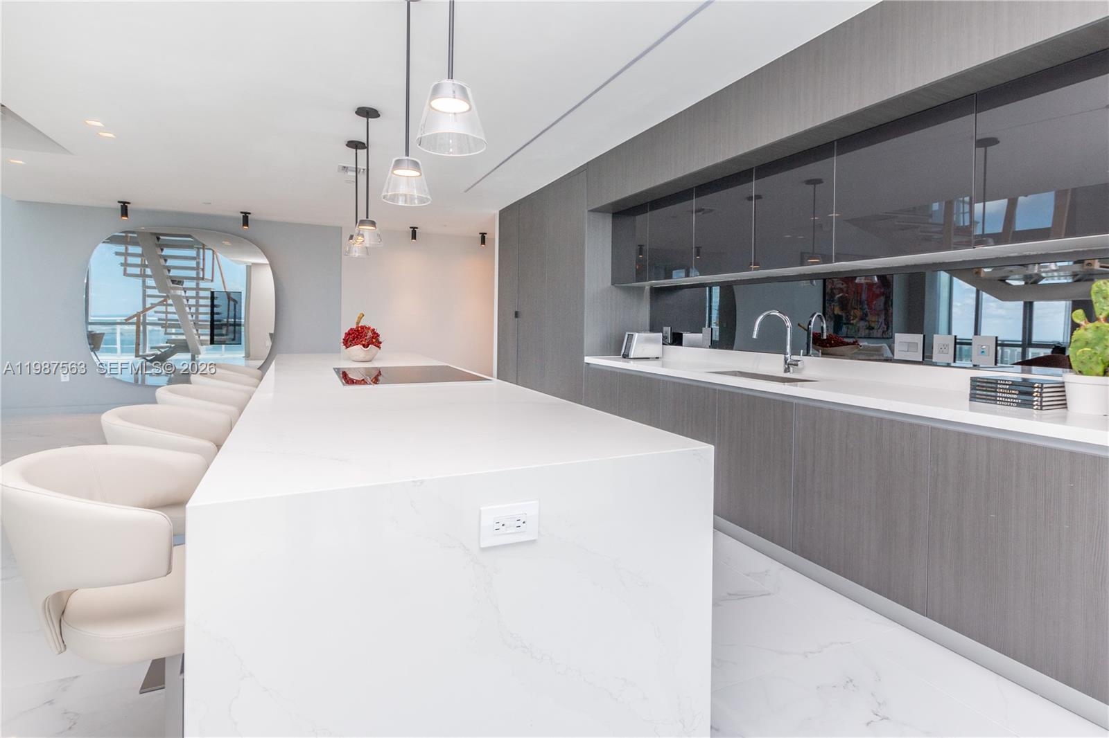 PARAMOUNT MIAMI WORLDCENT - Residential