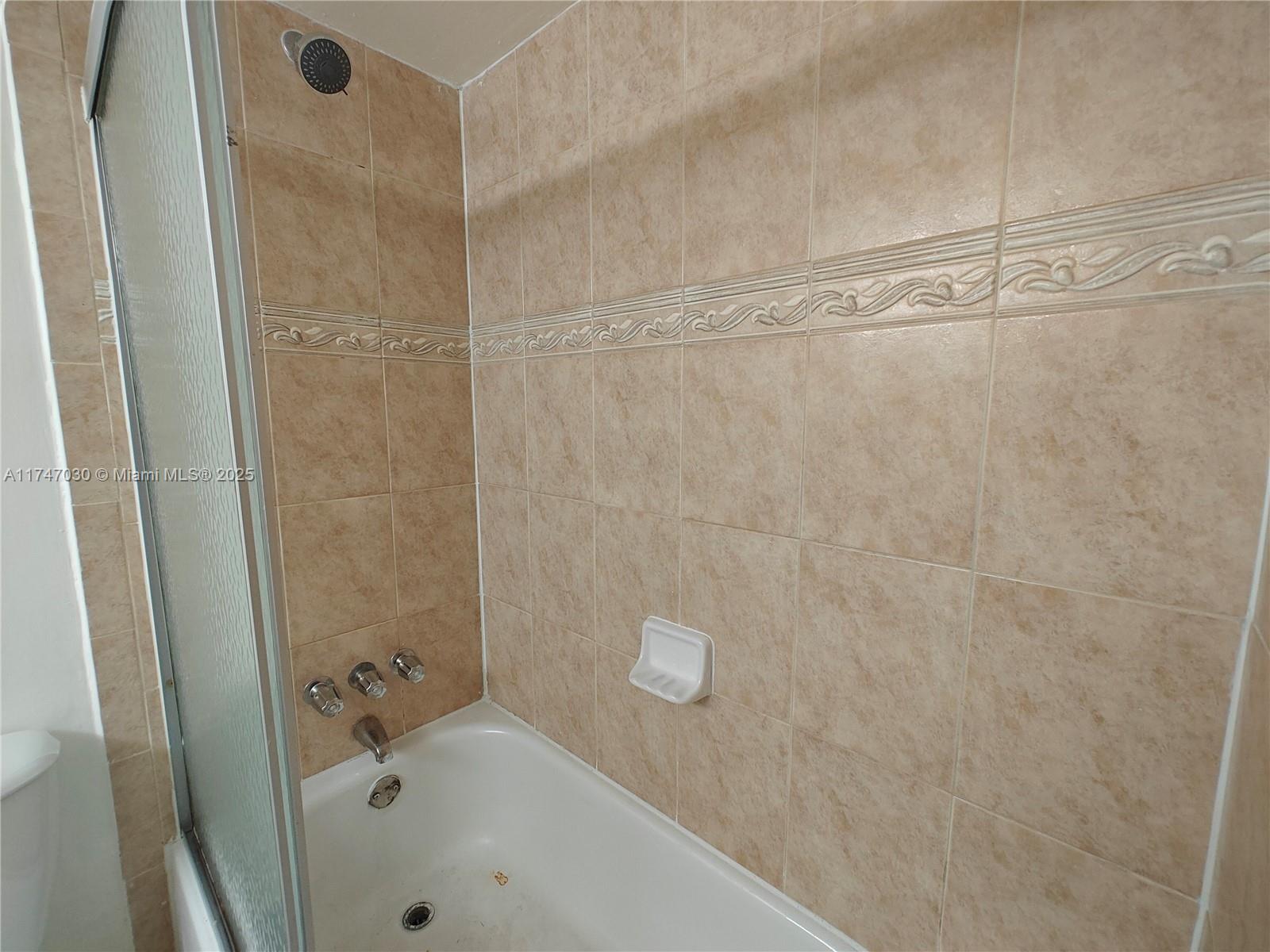 NORTH BAY VILLAS CONDO - Residential Lease