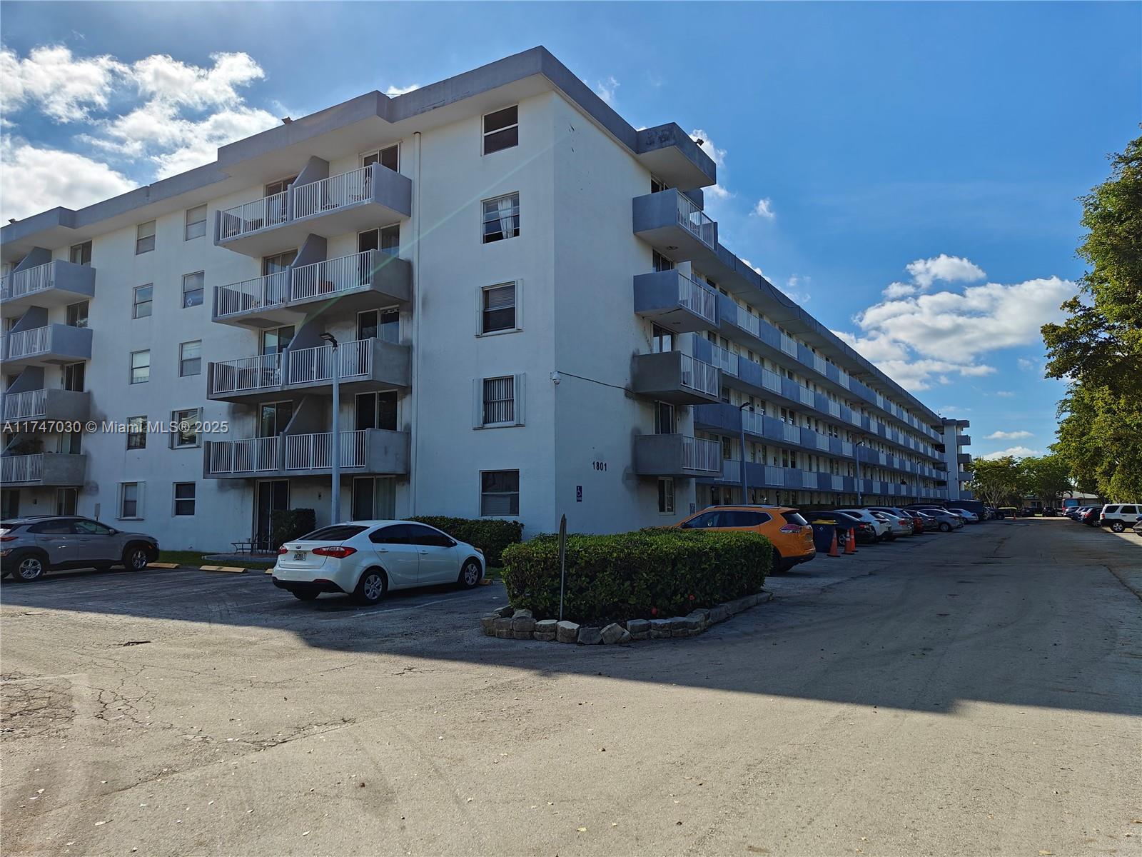 NORTH BAY VILLAS CONDO - Residential Lease
