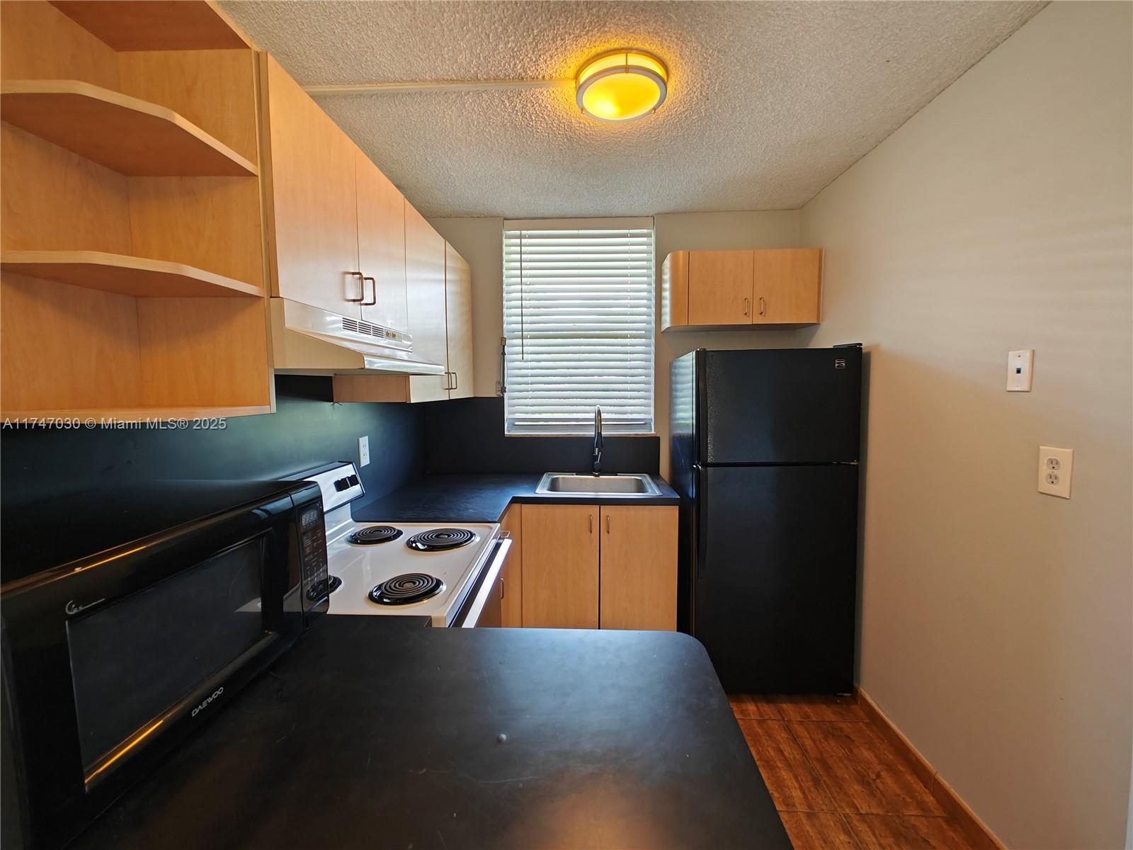 NORTH BAY VILLAS CONDO - Residential Lease