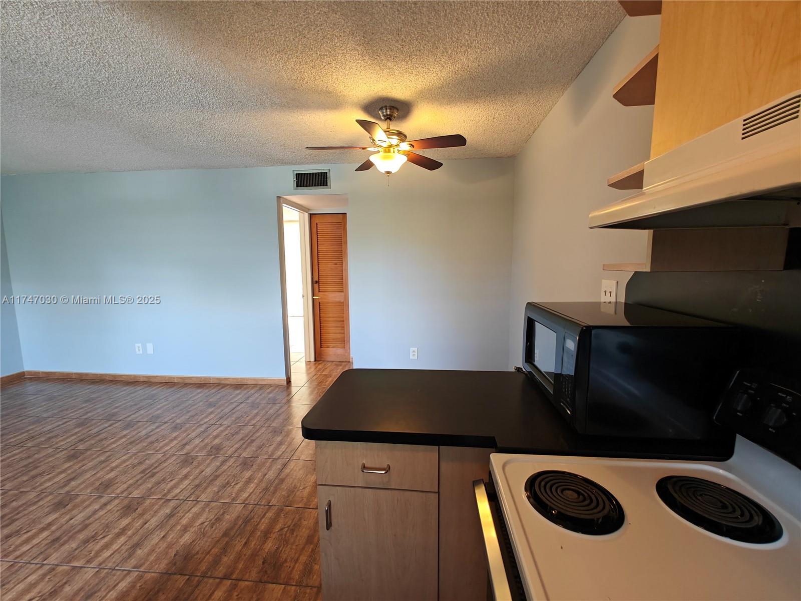 NORTH BAY VILLAS CONDO - Residential Lease