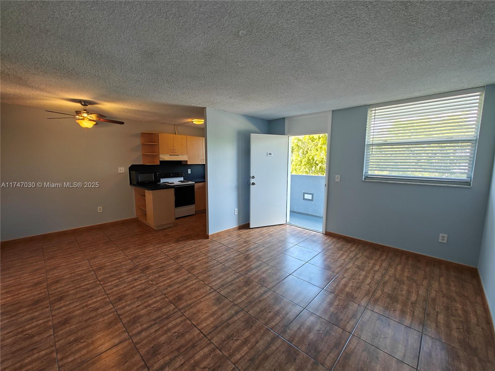 NORTH BAY VILLAS CONDO - Residential Lease