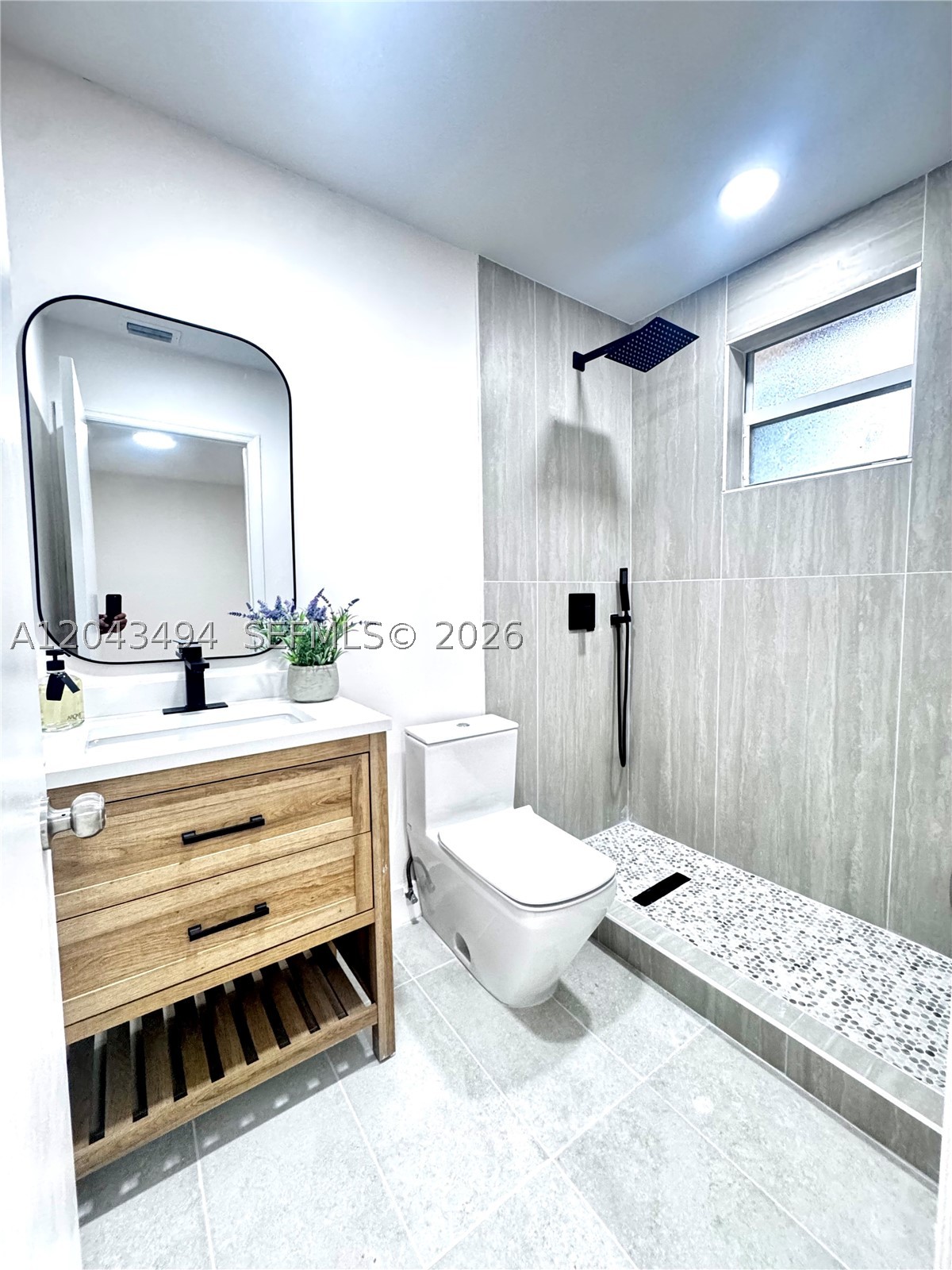 KENDALE LAKES NORTH SEC 9 - Residential