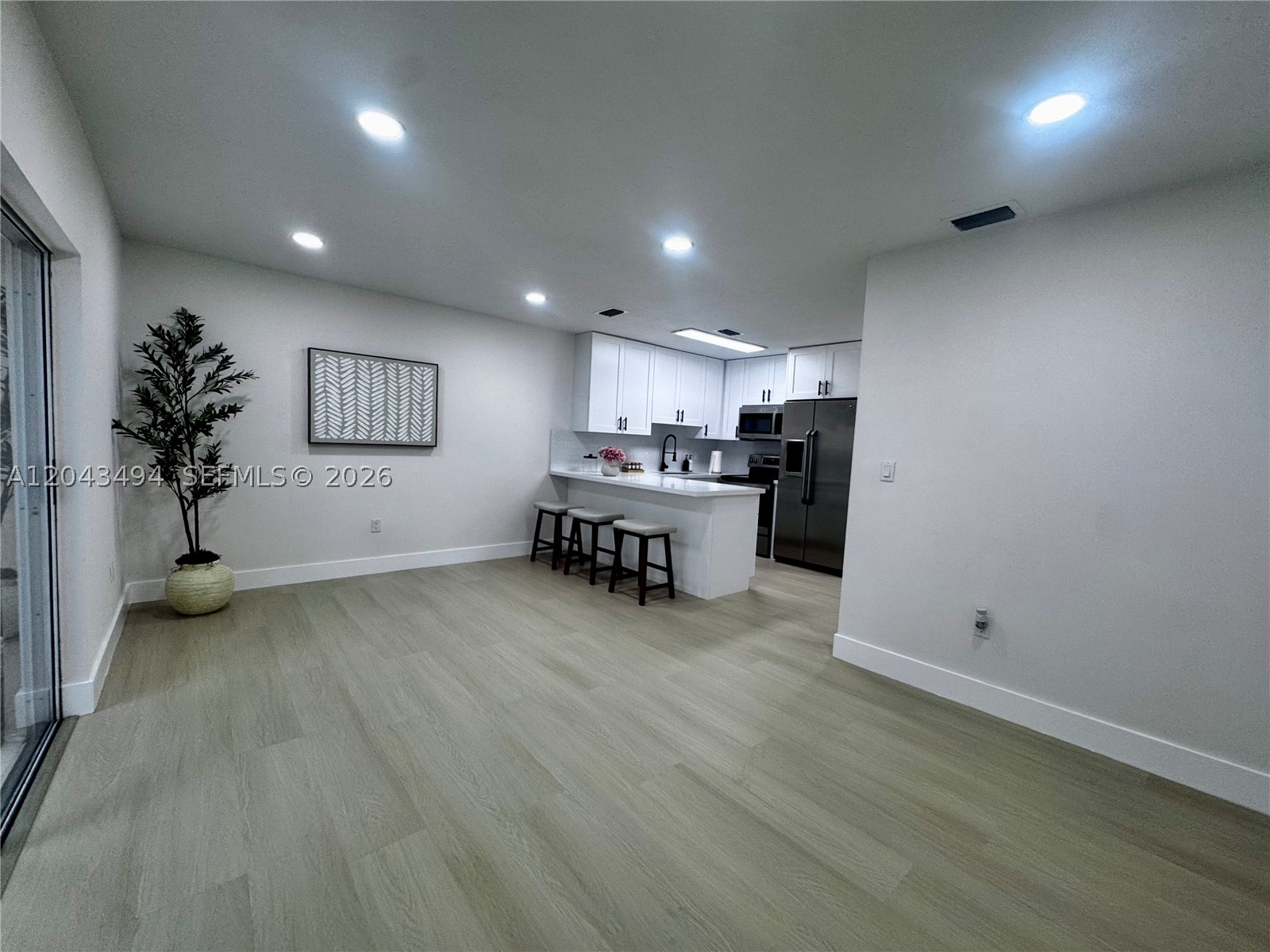 KENDALE LAKES NORTH SEC 9 - Residential