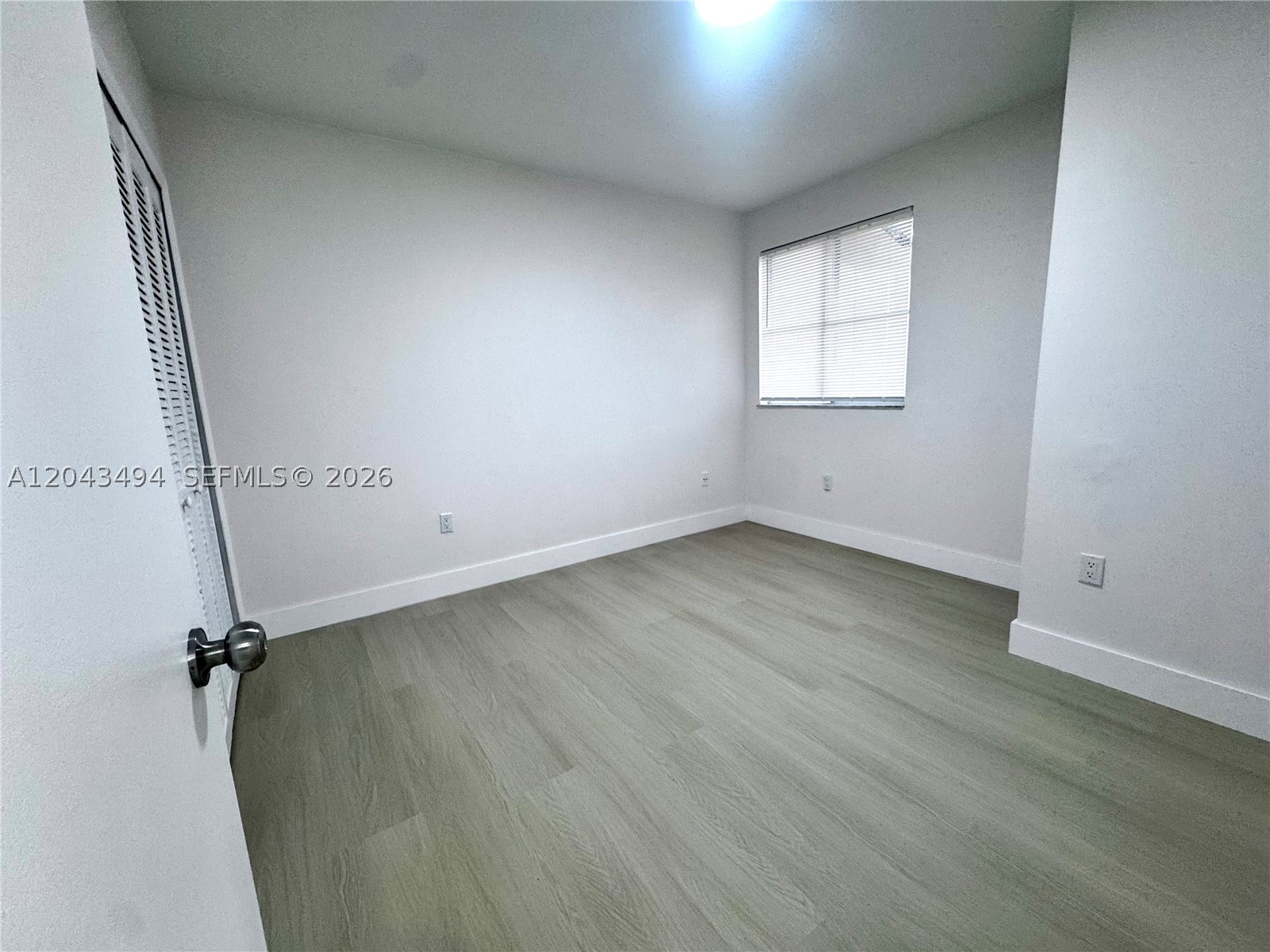 KENDALE LAKES NORTH SEC 9 - Residential