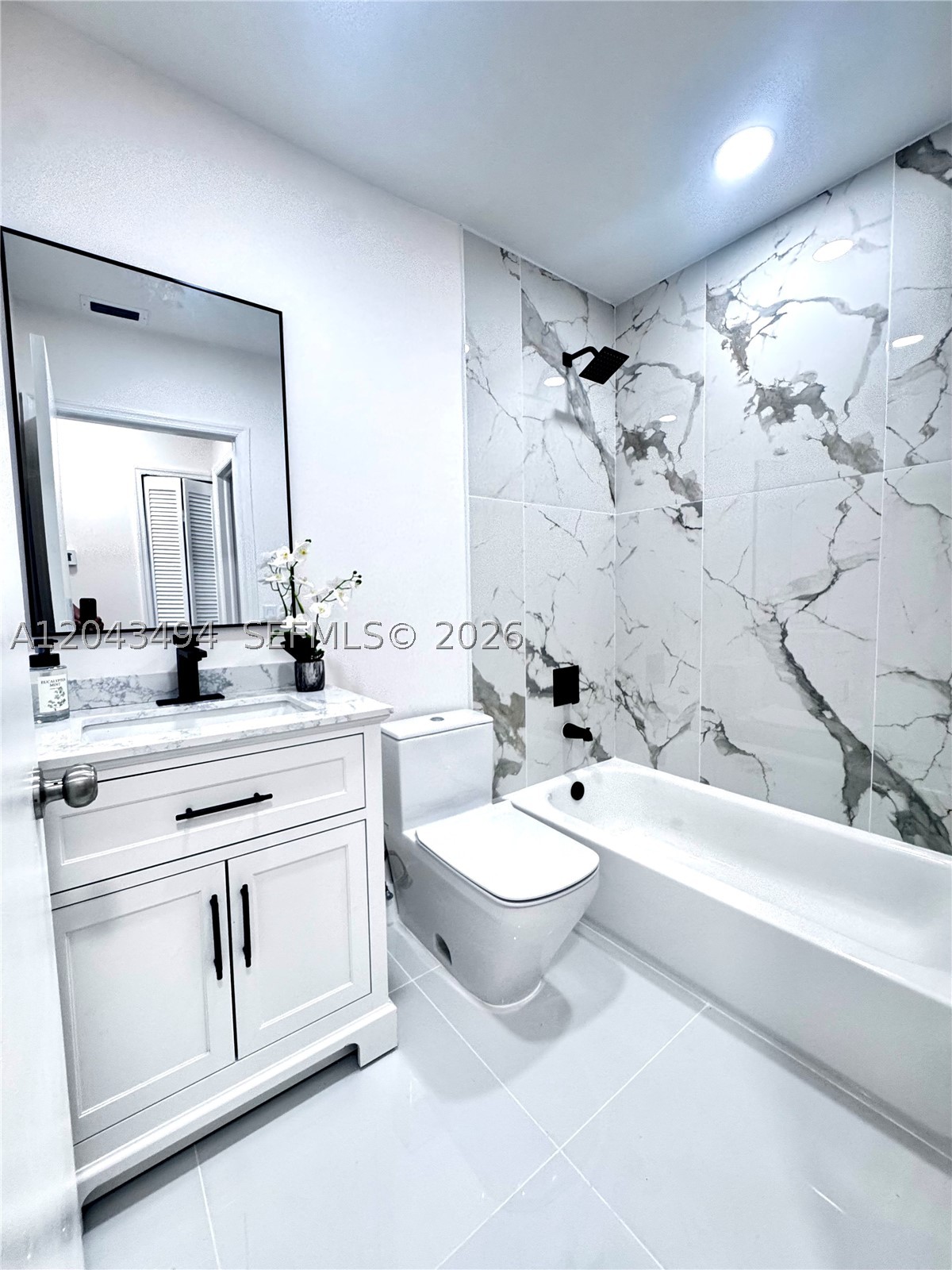 KENDALE LAKES NORTH SEC 9 - Residential