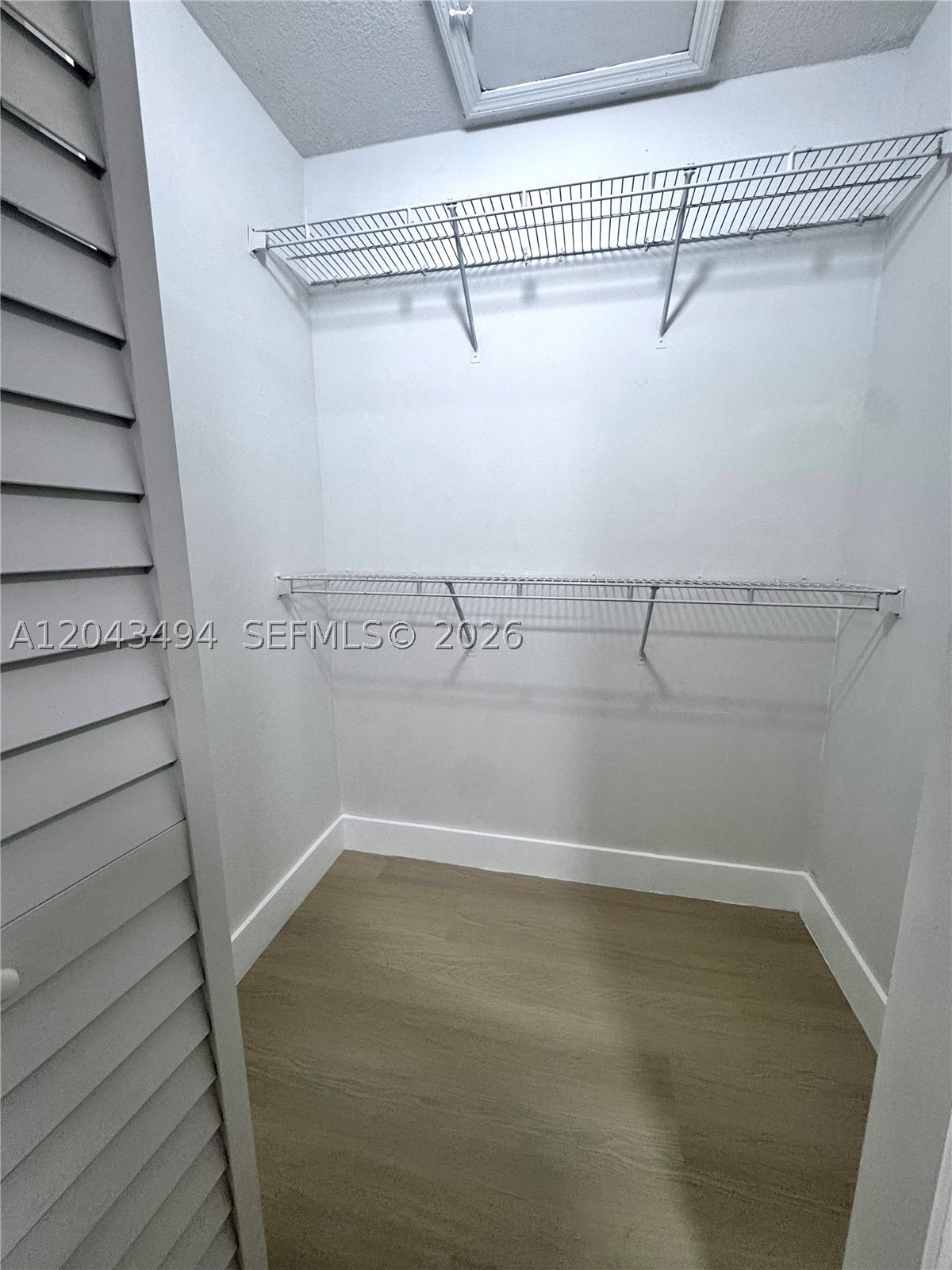 KENDALE LAKES NORTH SEC 9 - Residential