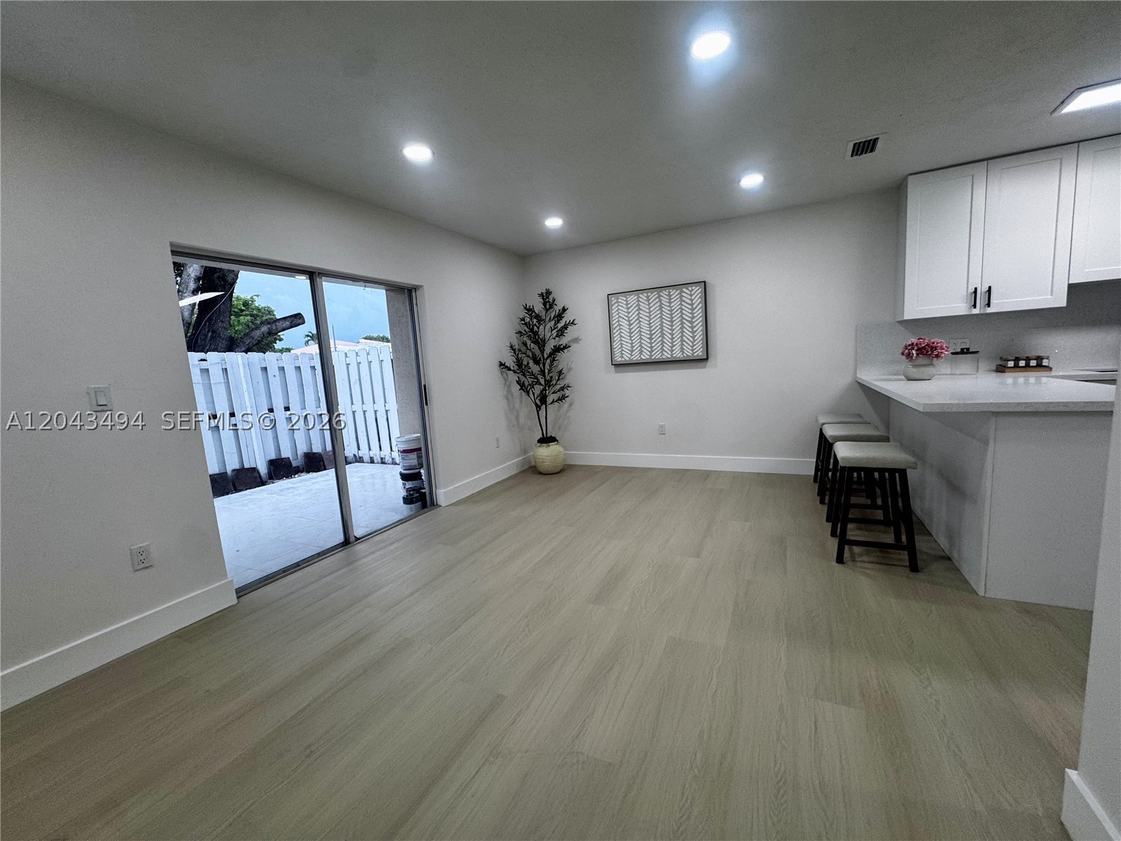 KENDALE LAKES NORTH SEC 9 - Residential