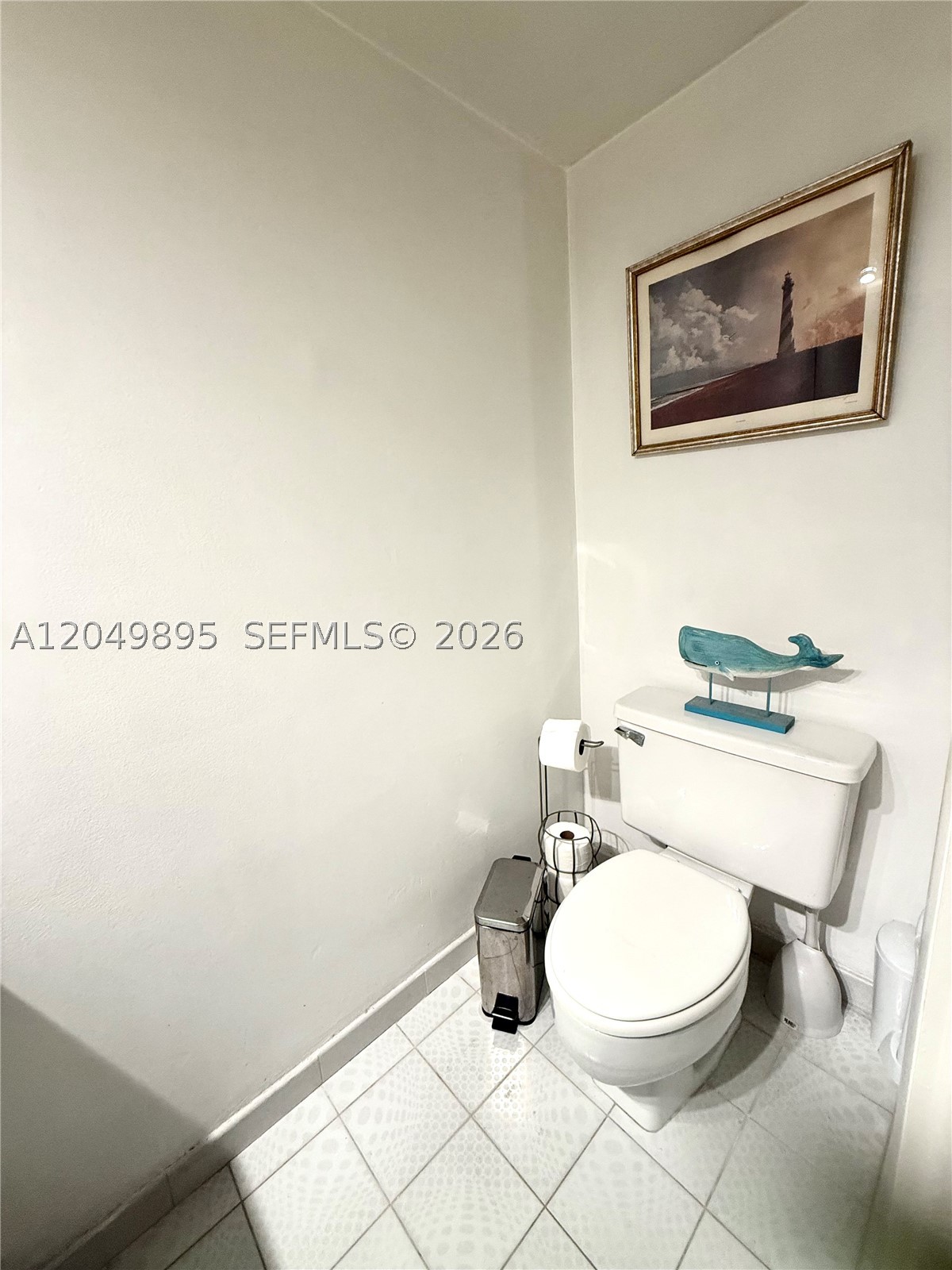 10000 PLAZA CONDO-NORTH T - Residential Lease