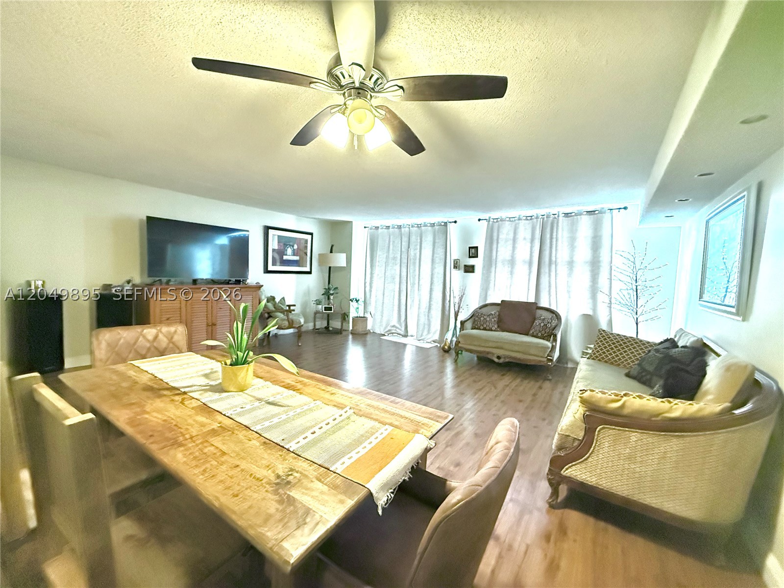 10000 PLAZA CONDO-NORTH T - Residential Lease