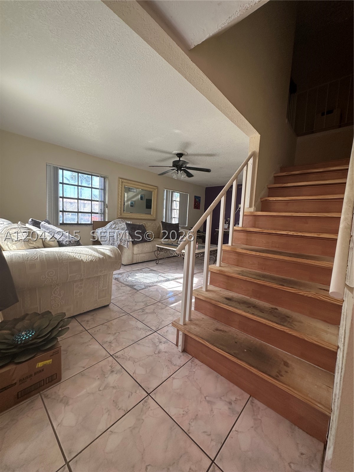 COLONIES CONDO - Residential