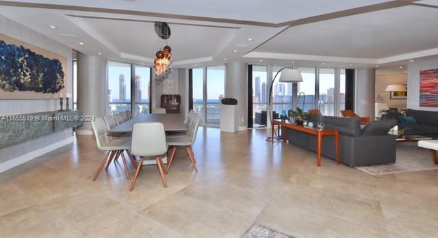 Williams Island - Residential