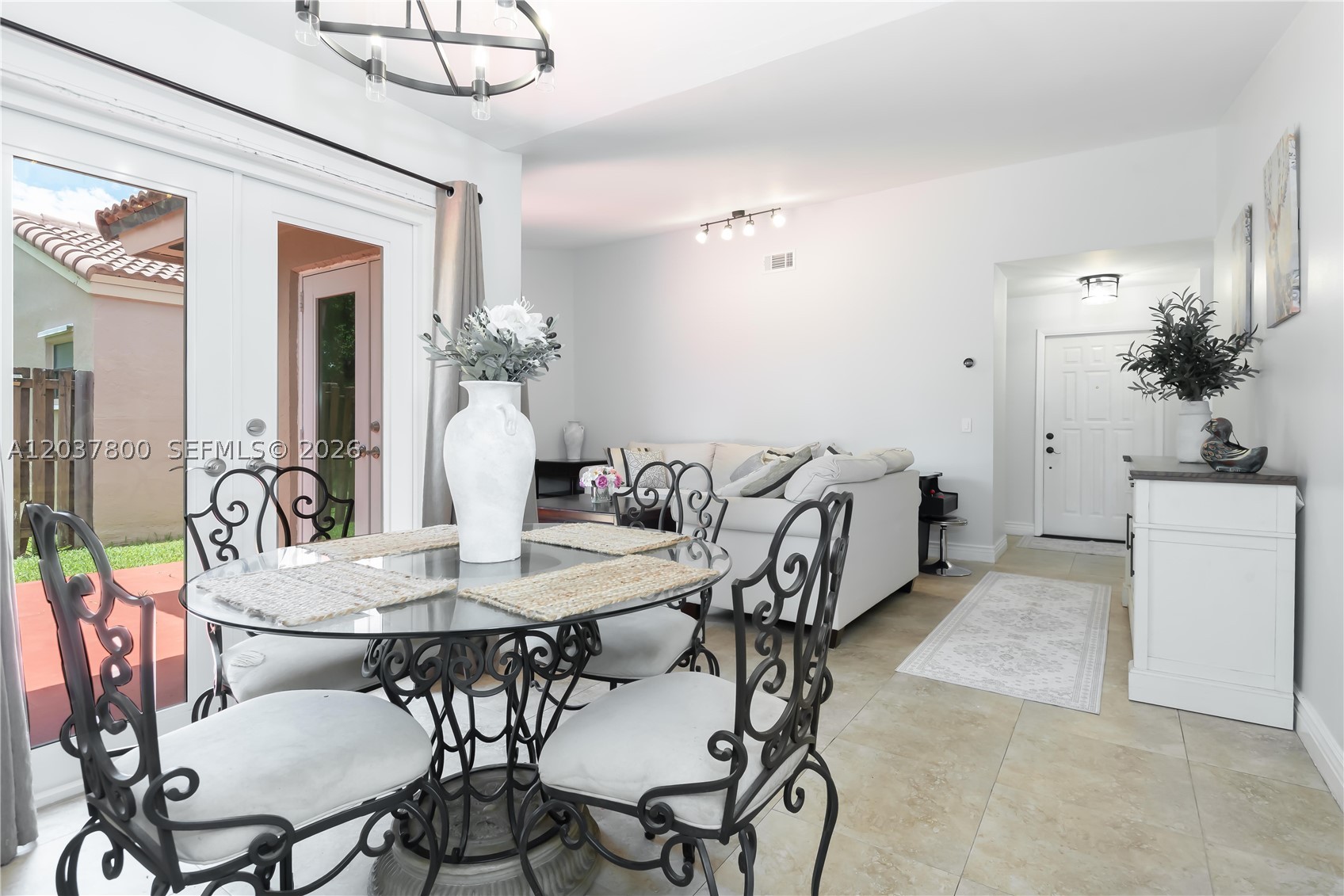 THE MOORS CLUSTER HOMES - Residential