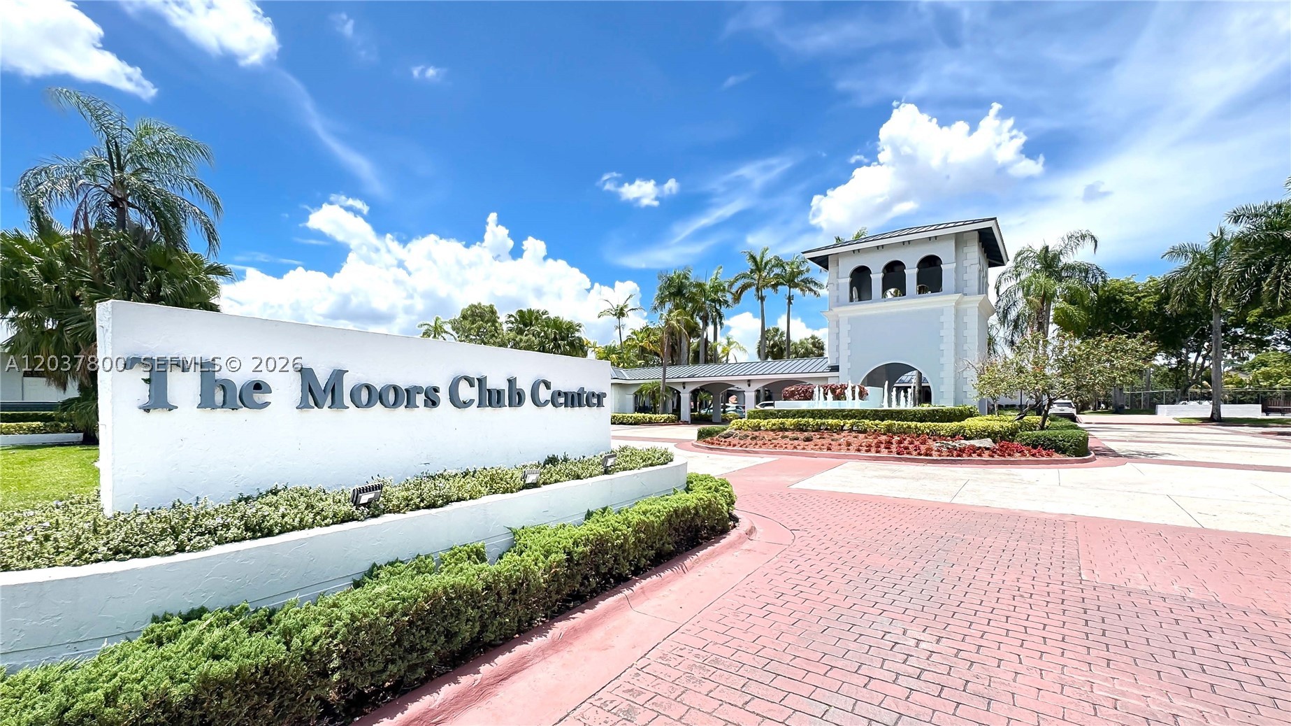 THE MOORS CLUSTER HOMES - Residential