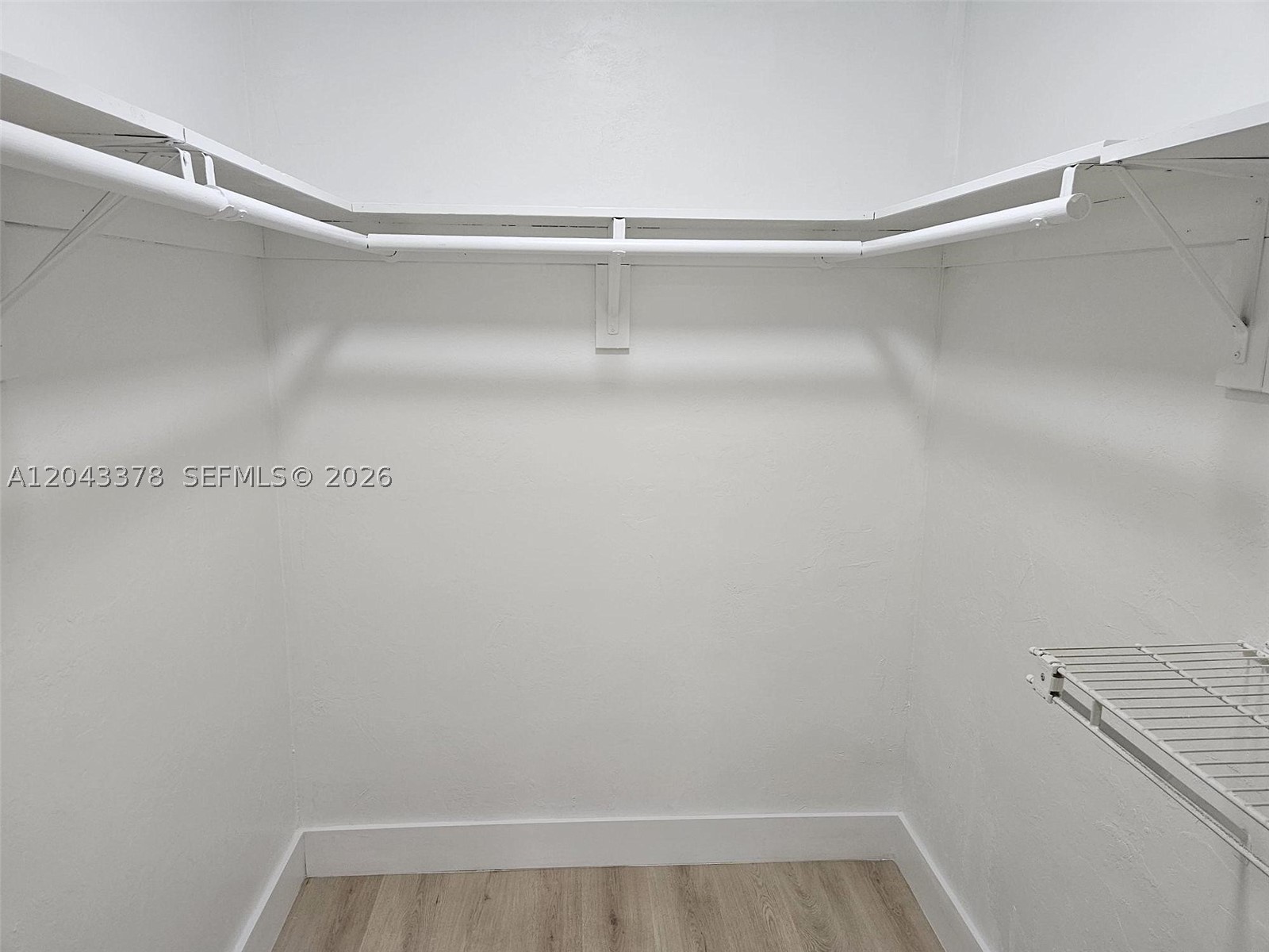 PINE GROVE CONDO - Residential Lease