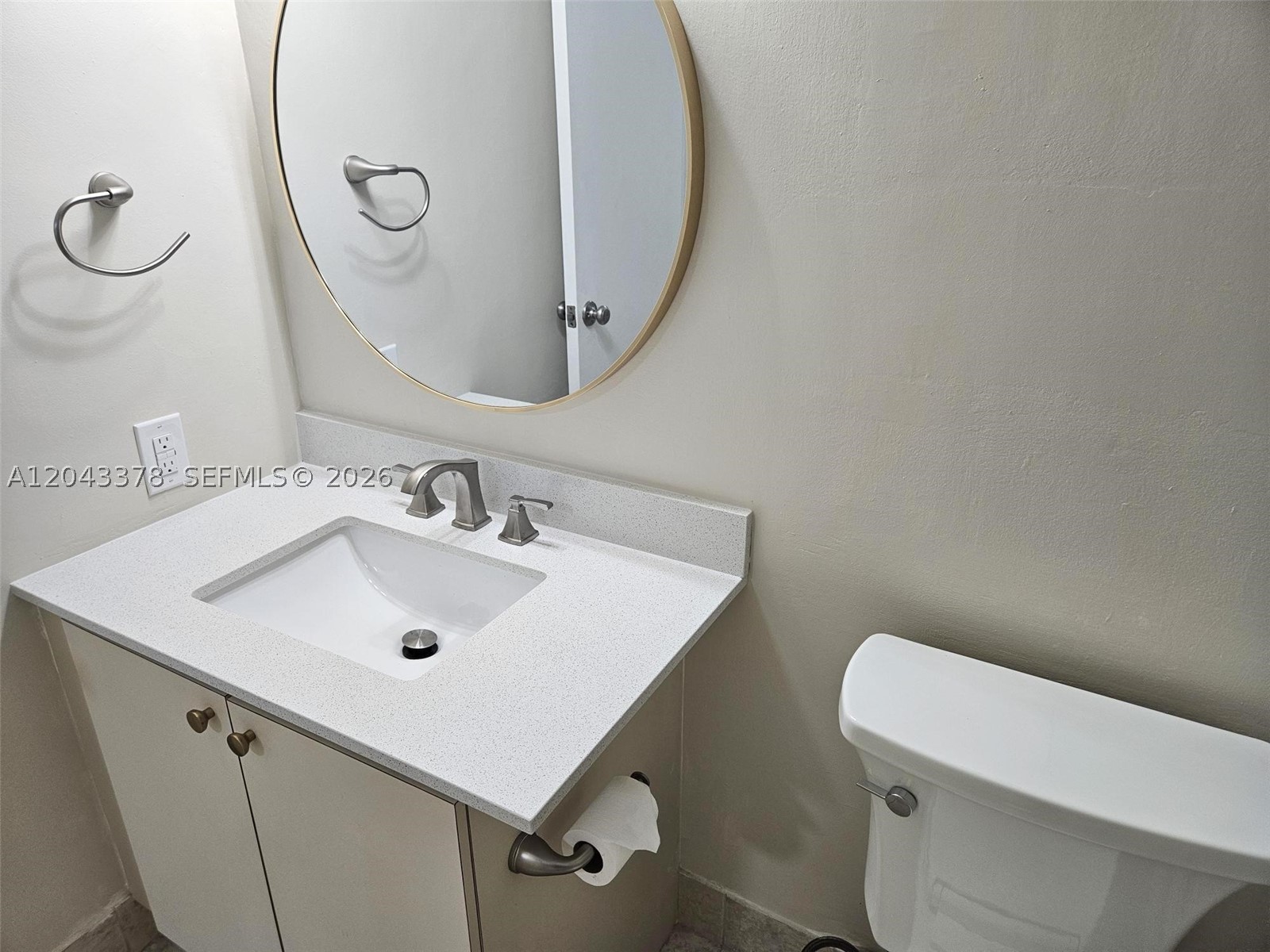 PINE GROVE CONDO - Residential Lease