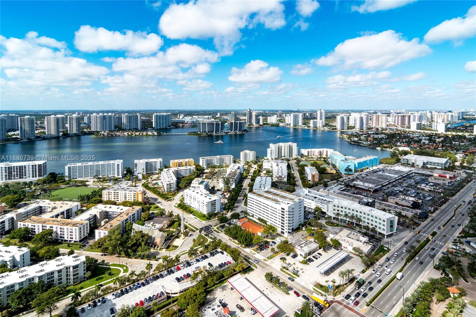 MANSIONS AT ACQUALINA - Residential