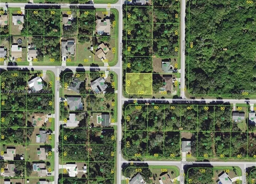 Port Charlotte - Land