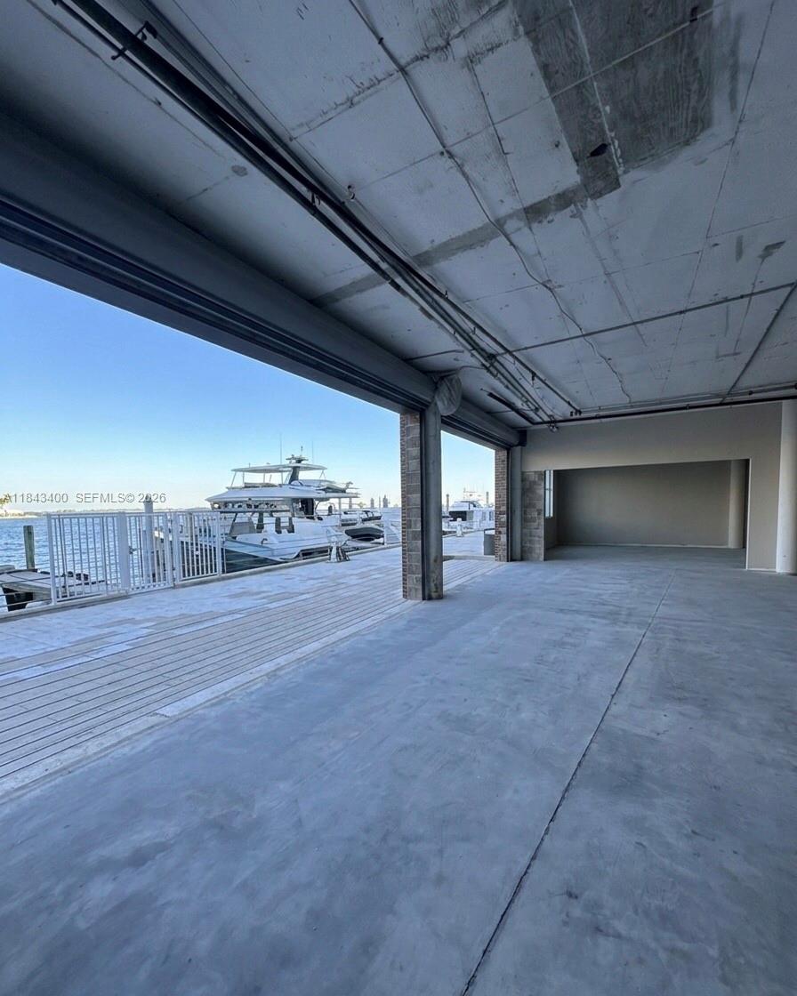 Prime Waterfront Restaurant/Retail Opportunity on Brickell Bay

8,253 SqFt Commercial Condo for Sale or Lease. A premier space with panoramic Biscayne Bay views, located directly on the Brickell Bay Boardwalk in Miami's financial district. Capitalize on immense foot traffic from over 20 million sq. ft. of office space and 15,000+ luxury residences.

Build-to-Suit: A shell space providing a blank canvas for your unique vision.

Elite Neighbors: Join top destinations like Komodo, Delilah, Cipriani, and Sexy Fish.

$3M+ Invested: A massive head start with new electrical, plumbing, grease trap, and HVAC already complete. This space is 80% ready for your build-out, saving significant time and capital.