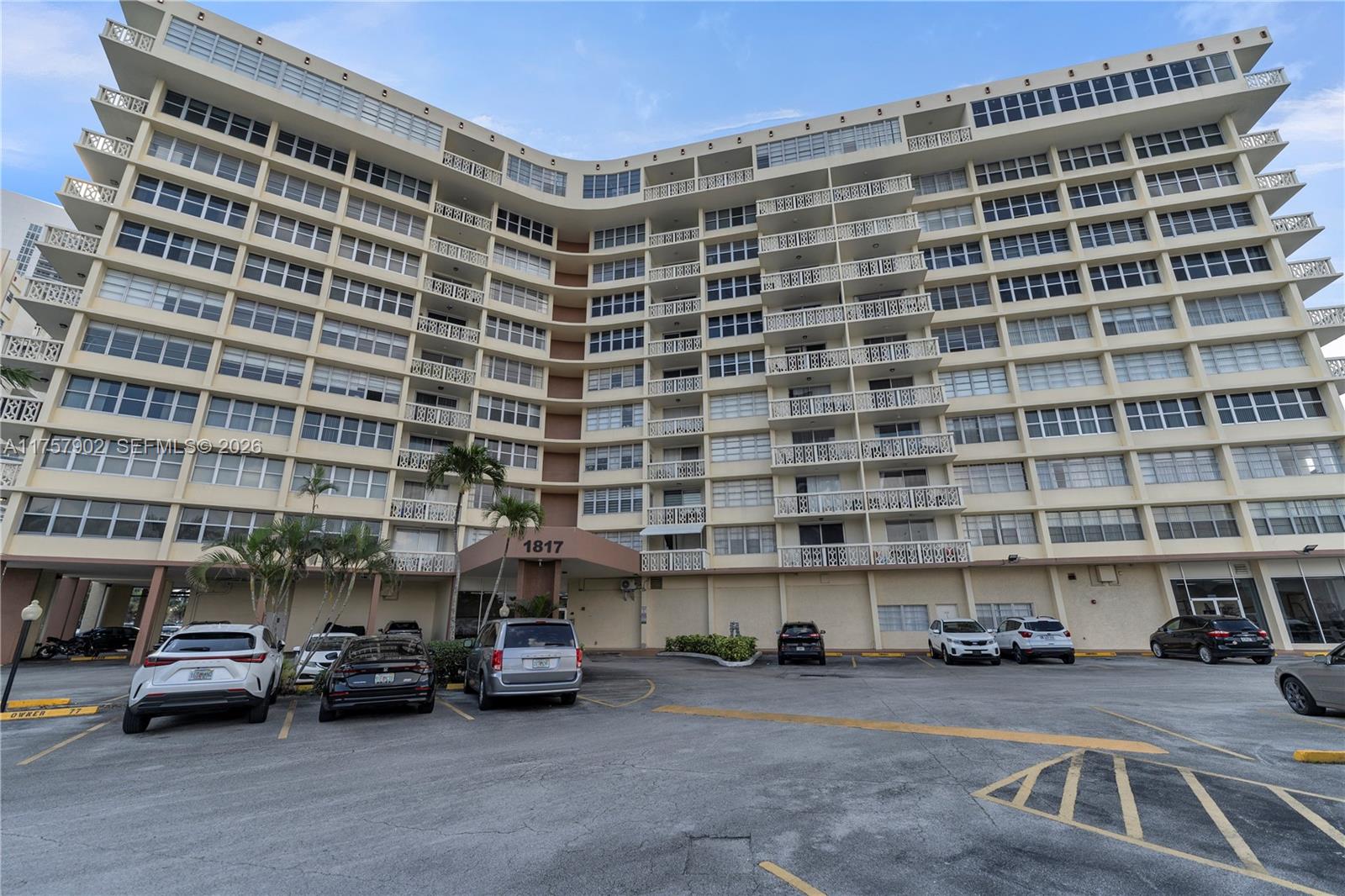 IMPERIAL TOWERS CONDO - Residential