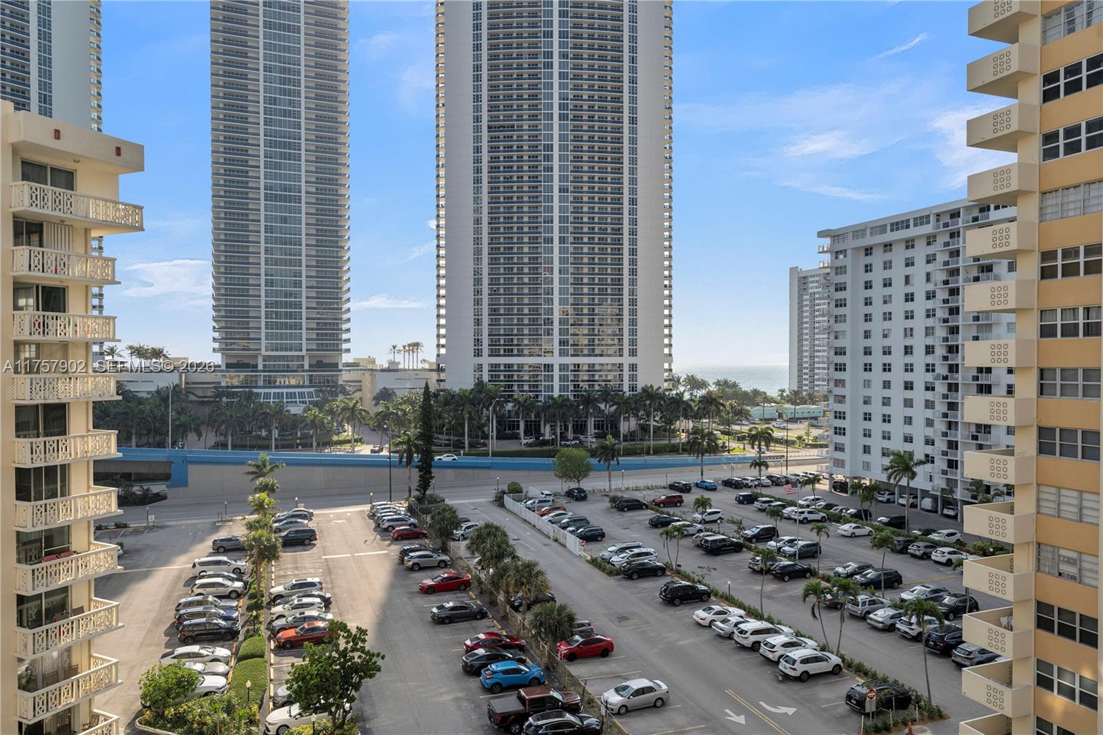 IMPERIAL TOWERS CONDO - Residential