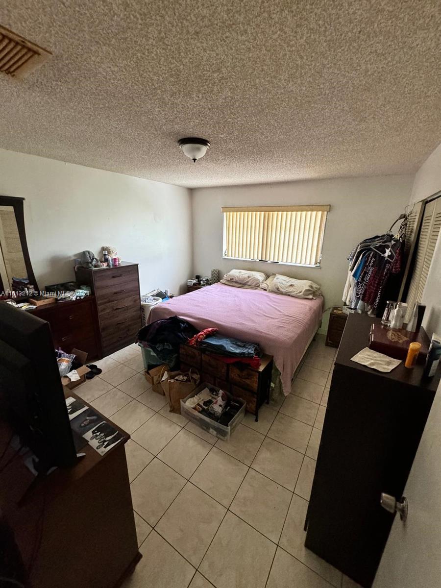 HIALEAH CLUB SUB - Residential Income