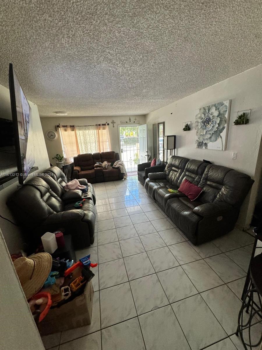 HIALEAH CLUB SUB - Residential Income