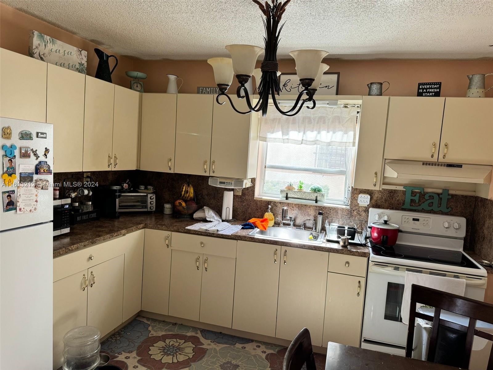 HIALEAH CLUB SUB - Residential Income