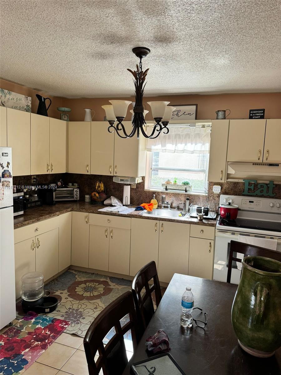 HIALEAH CLUB SUB - Residential Income