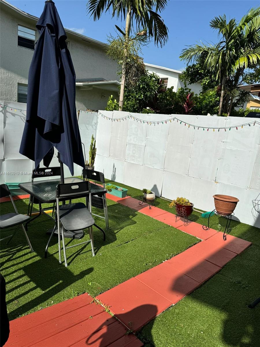 HIALEAH CLUB SUB - Residential Income