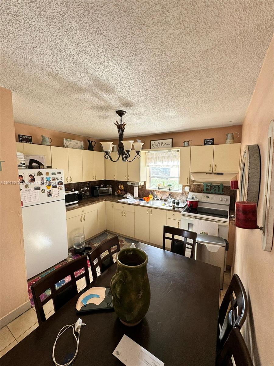 HIALEAH CLUB SUB - Residential Income