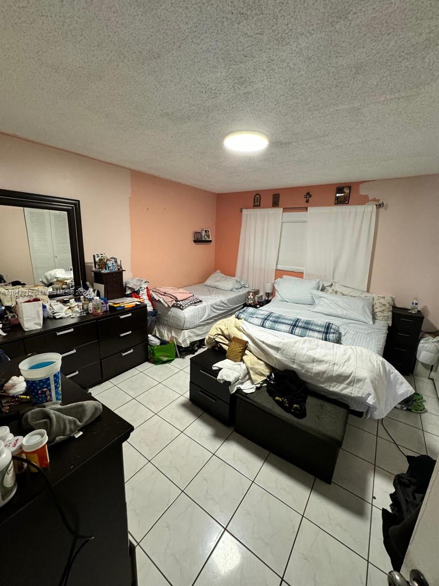 HIALEAH CLUB SUB - Residential Income