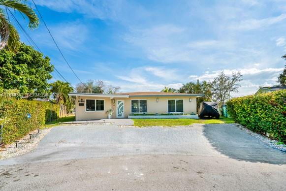 ROYAL PALM ACRES FIRST SE - Residential