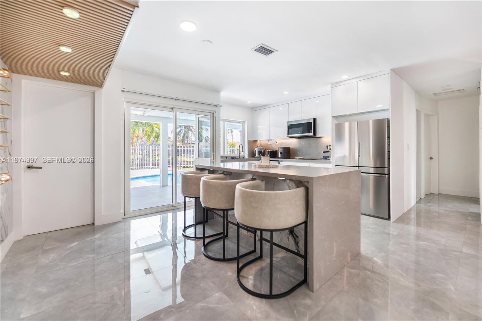 ROYAL PALM ACRES FIRST SE - Residential