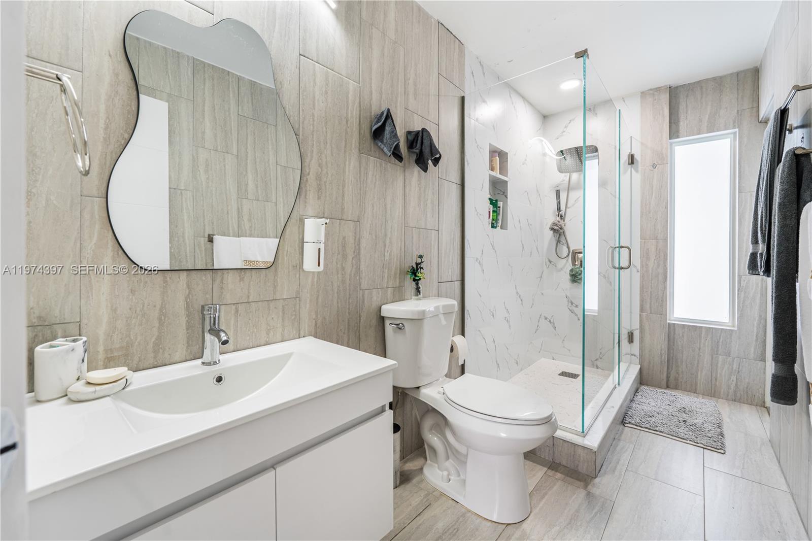 ROYAL PALM ACRES FIRST SE - Residential