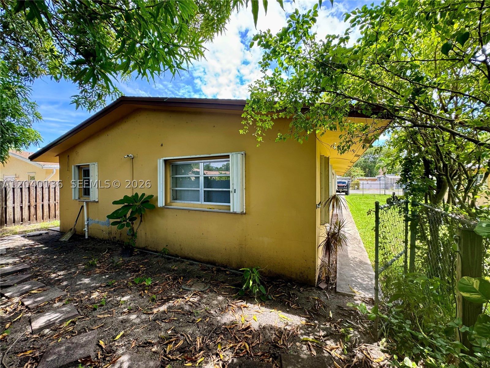 OSCEOLA PARK - Residential Income