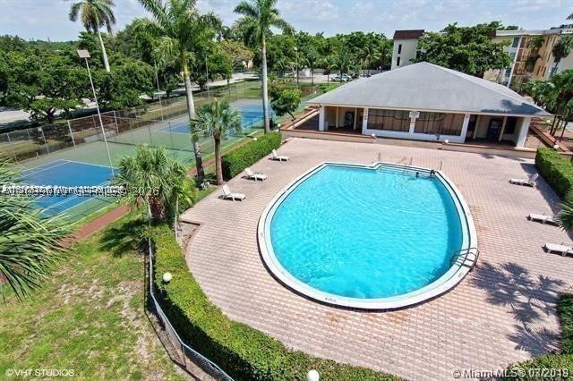 CAPRI GARDENS CONDO - Residential