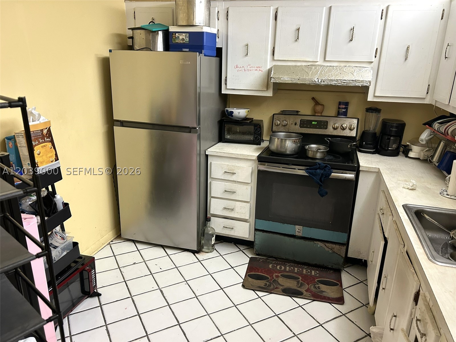 CAPRI GARDENS CONDO - Residential