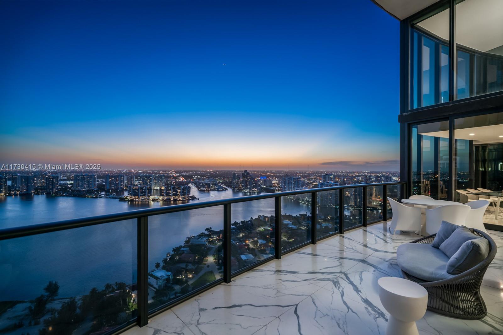 18555 COLLINS AVENUE COND - Residential