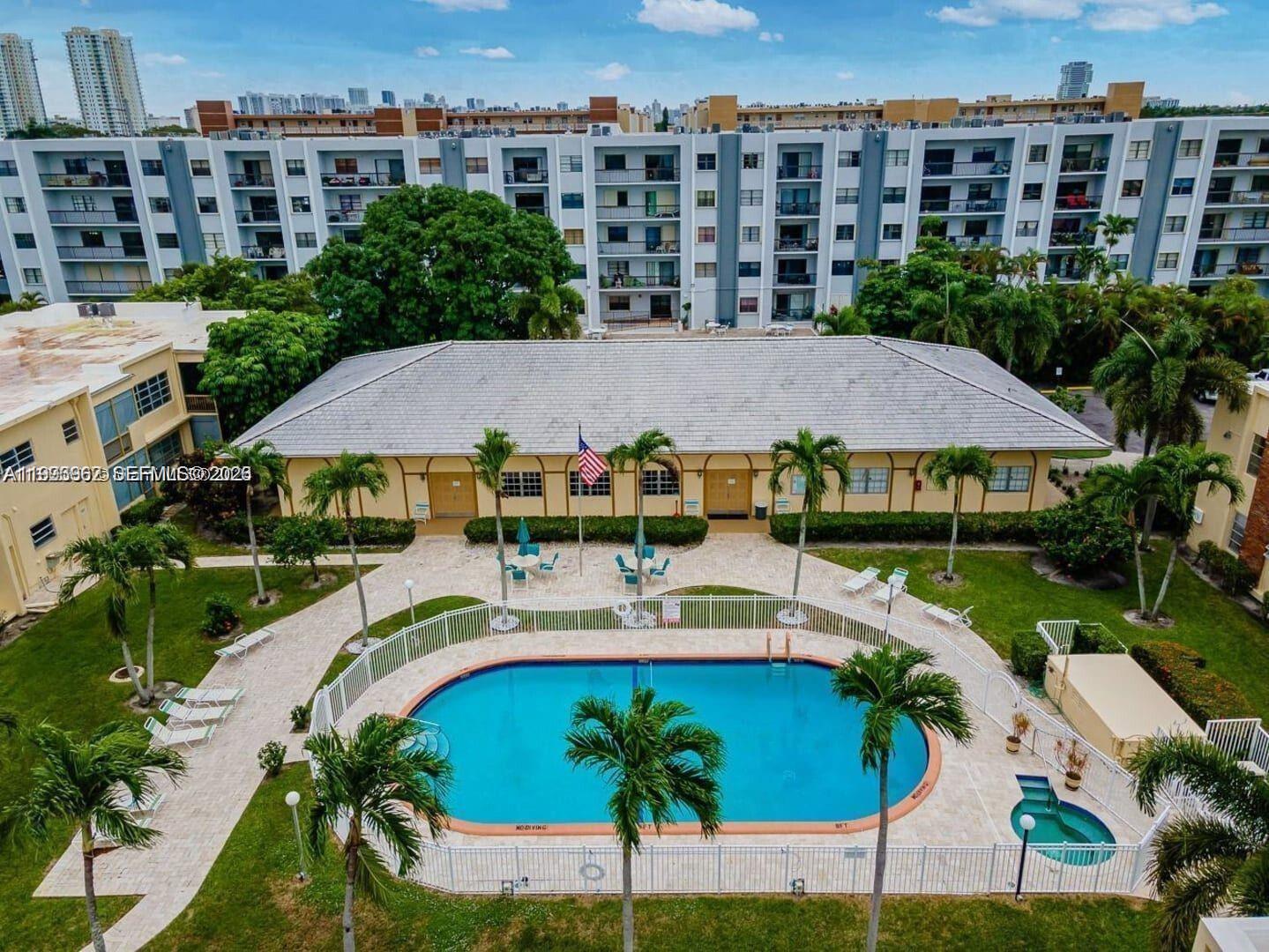 IRVINGTON GARDENS CONDO - Residential