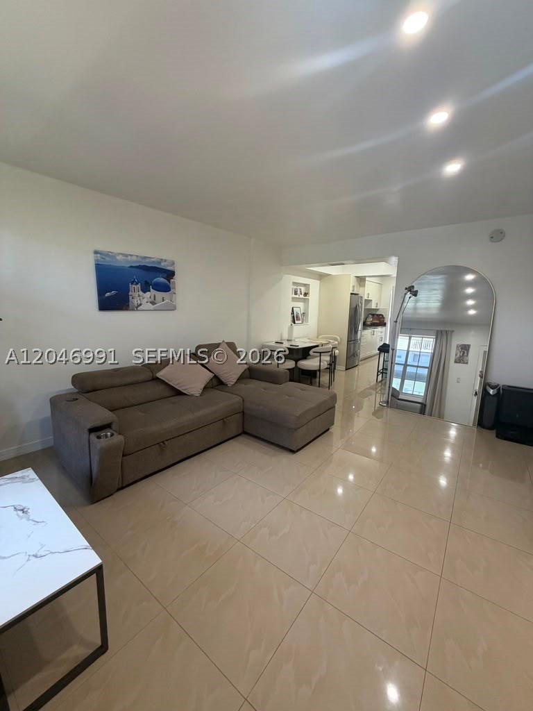 BAY VIEW CONDO - Residential