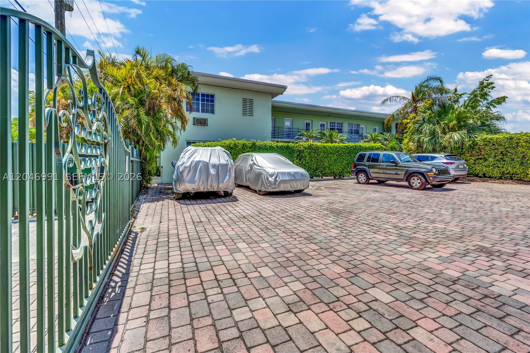 BAY VIEW CONDO - Residential