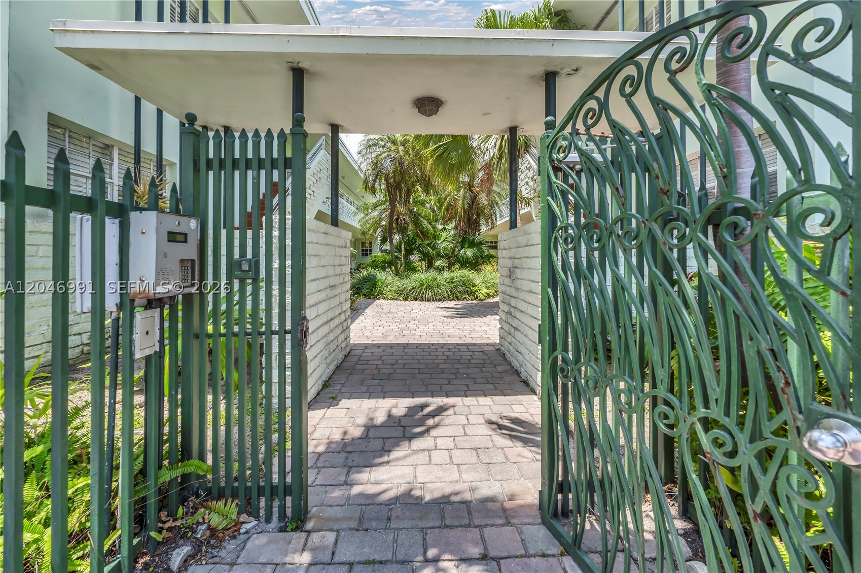 BAY VIEW CONDO - Residential