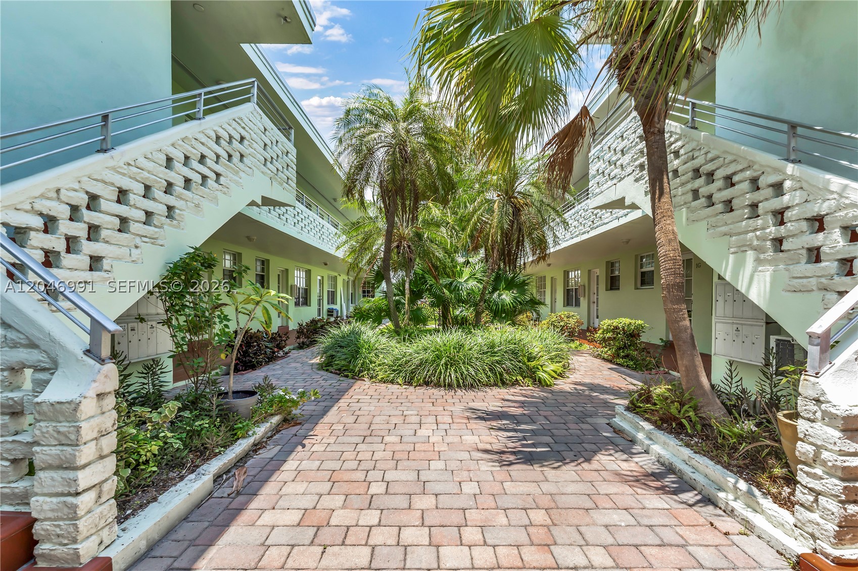 BAY VIEW CONDO - Residential