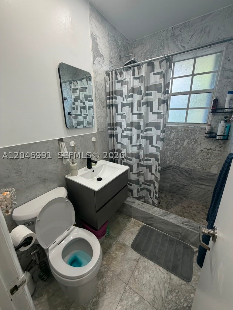 BAY VIEW CONDO - Residential