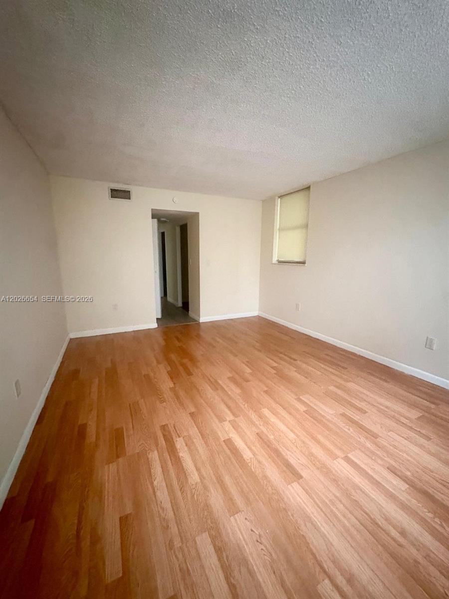 MANORS OF INVERRARY XI - Residential Lease